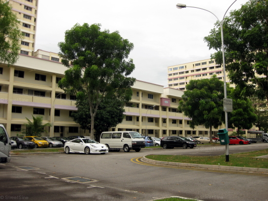 Blk 429 Hougang Avenue 6 (Hougang), HDB Executive #239032